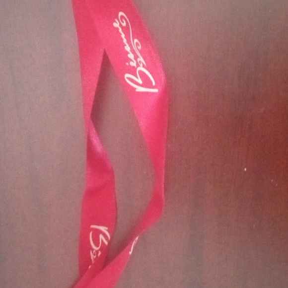 [2 FOR 1]makeup pouch from Besame - Picture 4 of 5